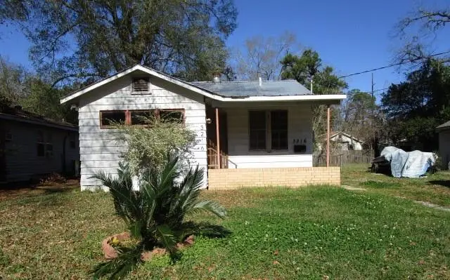 3216 Peach Street, Alexandria, LA 71301 - #1