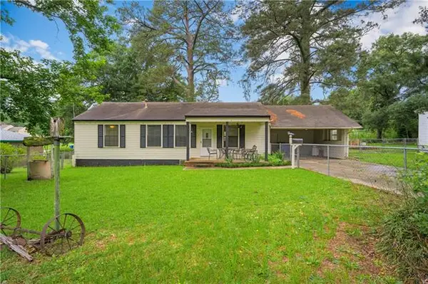 812 John Paul Jones Avenue, Leesville, LA 71446