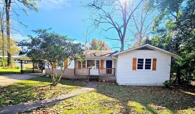 220 Louisiana Avenue, Winnfield, LA 71483 - #1
