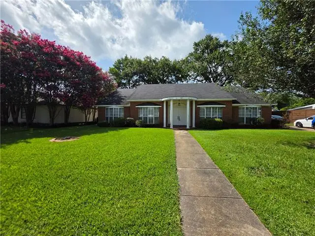 4109 Mayflower Boulevard, Alexandria, LA 71303 - #3