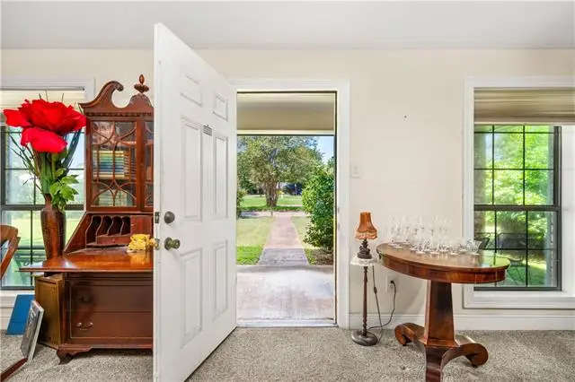 4801 Whitechapel Boulevard, Alexandria, LA 71303 - #2