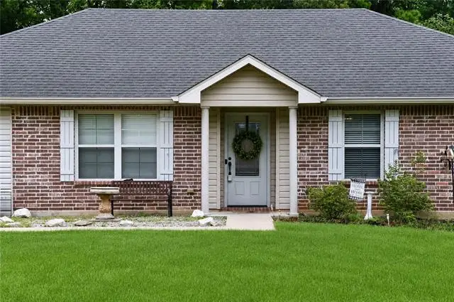 235 Elaine Road, Dry Prong, LA 71423 - #2