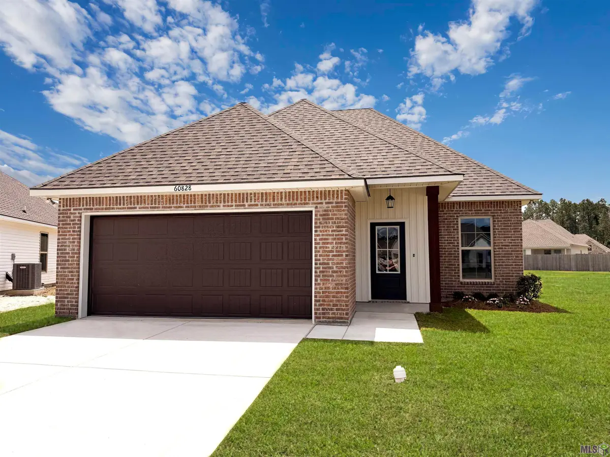 60828 Fairfax Dr, Lacombe, LA 70445 - #1