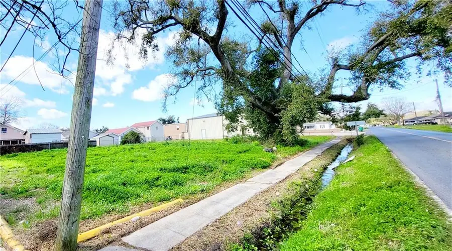 117 St. Rose Avenue, Saint Rose, LA 70087 - #2