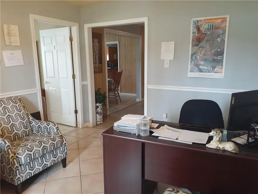 3081 Elmwood Park Drive, New Orleans, LA 70114 - #2