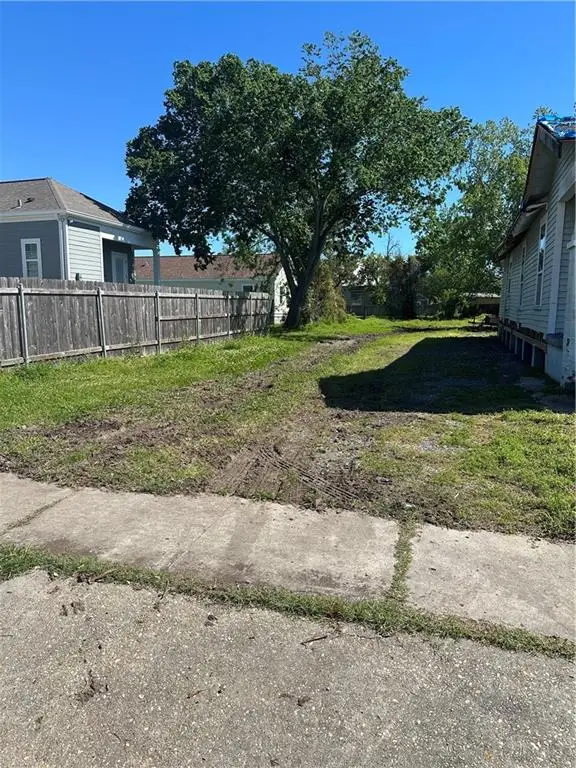 1015 Derbigny Street, Gretna, LA 70053 - #2