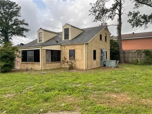 708 Bordenave Street, Gretna, LA 70056 - #3