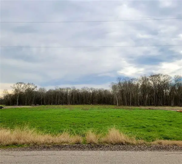 6423 Choctaw Road, Brusly, LA 70719