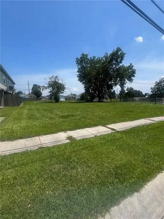 1603 Center Street, Arabi, LA 70032 - #2