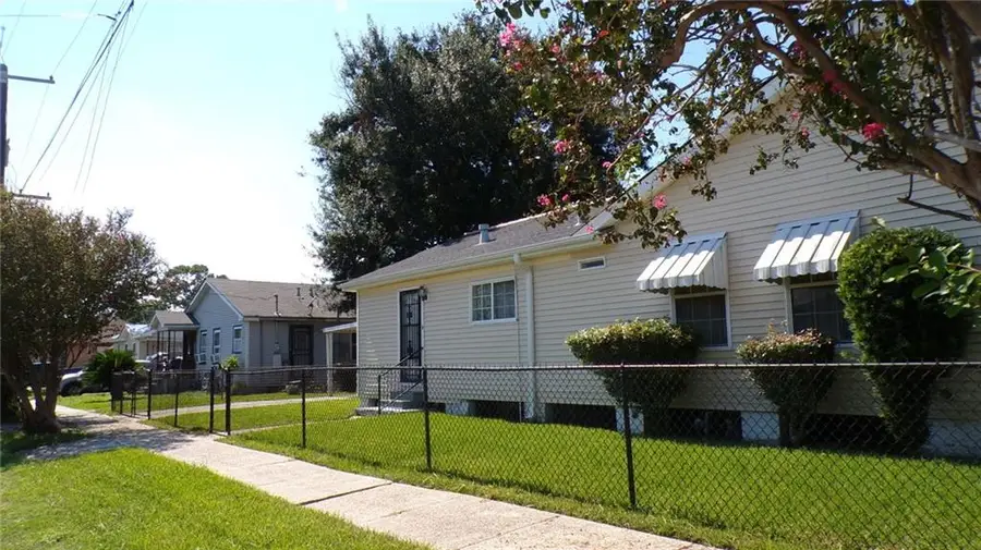 9502 Stroelitz Street, New Orleans, LA 70118 - #2