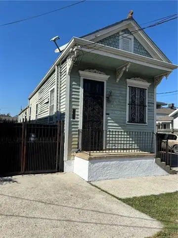 1525 N Derbigny Street, New Orleans, LA 70116