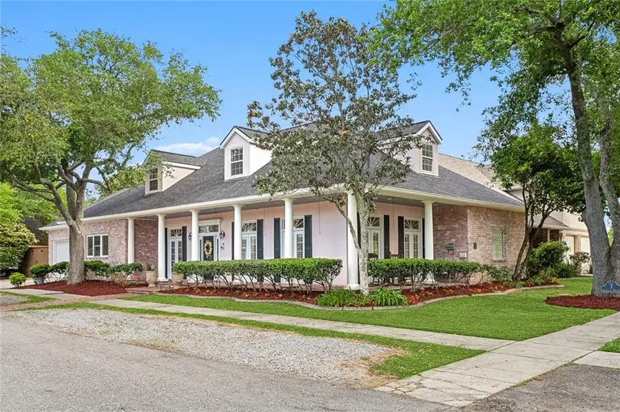 7 Berkley Avenue, Harahan, LA 70123 - #2