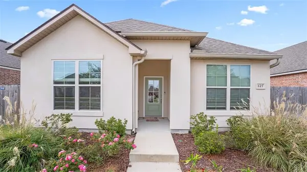 427 E Lakeshore Village, Slidell, LA 70461