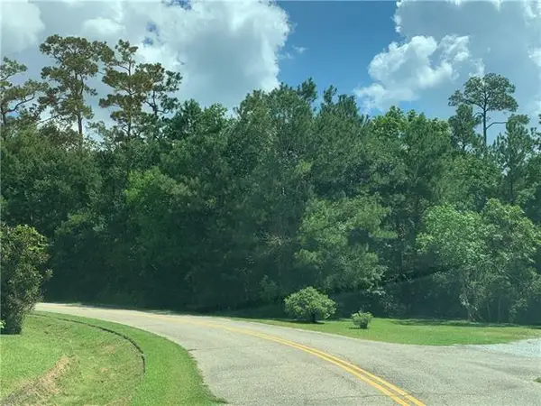 10 & 11 Ebony Lane, Slidell, LA 70460