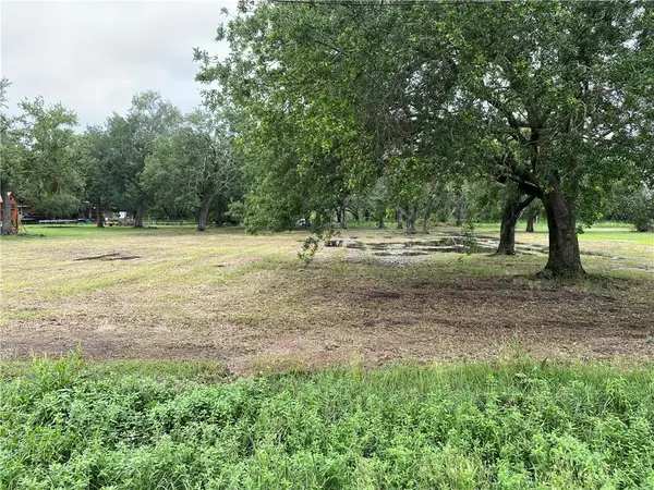 5 Yacht Pen Lane, Lafitte, LA 70067