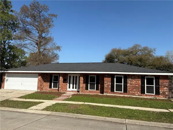 2008 Harvard Lane, Gretna, LA 70056