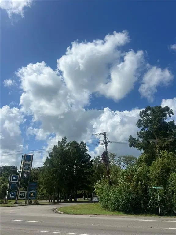 W B Expressway & Louisiana (now Drake) Avenue, Westwego, LA 70094 - #1