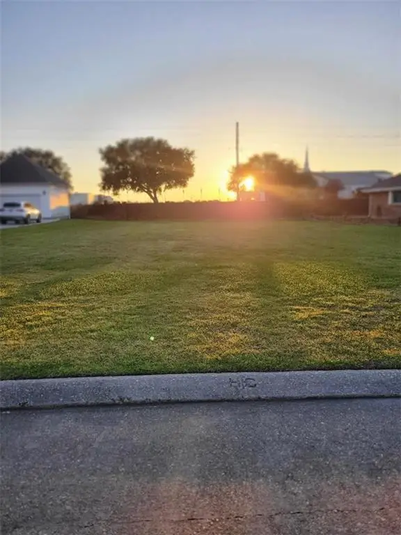 Lake Arrowhead Drive, Harvey, LA 70058 - #3