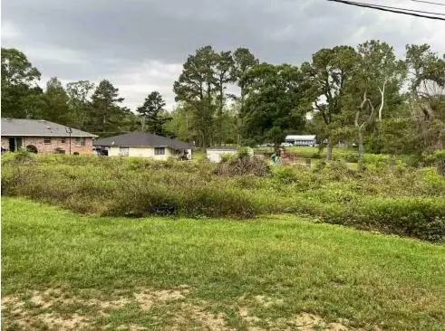 N 11th Street, Kentwood, LA 70444