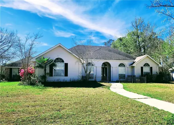 403 Palais Royal Avenue, Covington, LA 70433