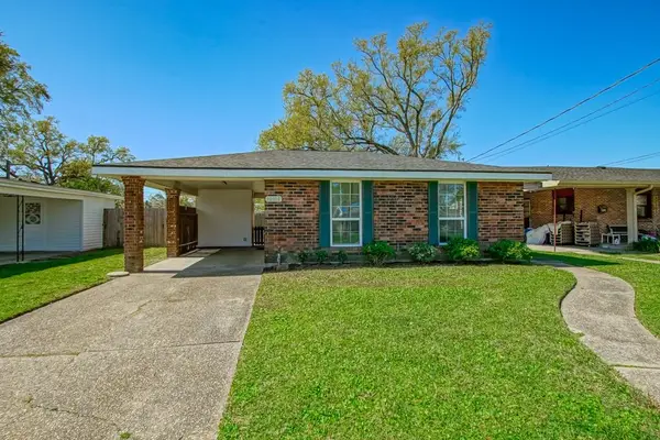 10516 Carthage Street, River Ridge, LA 70123