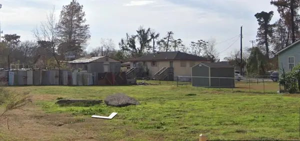 Broadway Avenue, Harvey, LA 70058