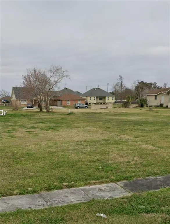 8505 Creole Drive, Chalmette, LA 70043