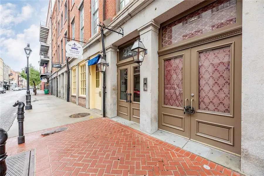 220 Decatur Street #202, New Orleans, LA 70130 - #2