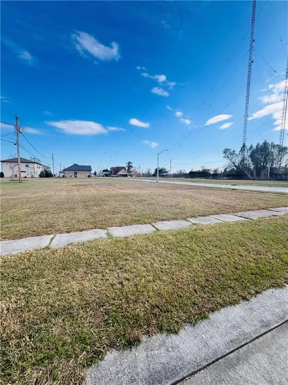 605 Daryl Drive, Chalmette, LA 70043 - #1