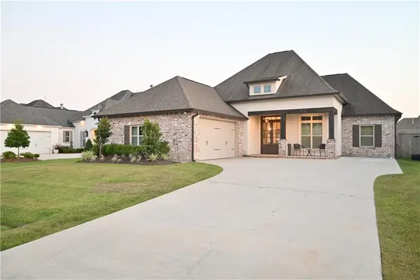 2032 Cypress Bend Lane, Madisonville, LA 70447
