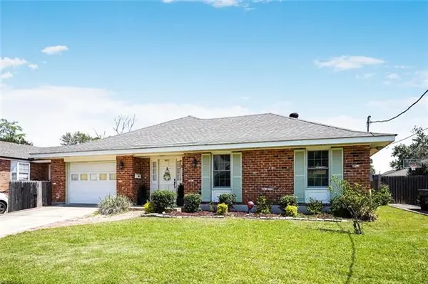 9621 Charlotte Drive, River Ridge, LA 70123