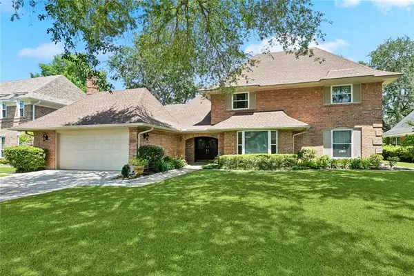 33 Chateau Du Jardin Drive, Kenner, LA 70065