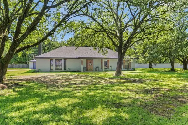 39590 Dutch Lane, Ponchatoula, LA 70454