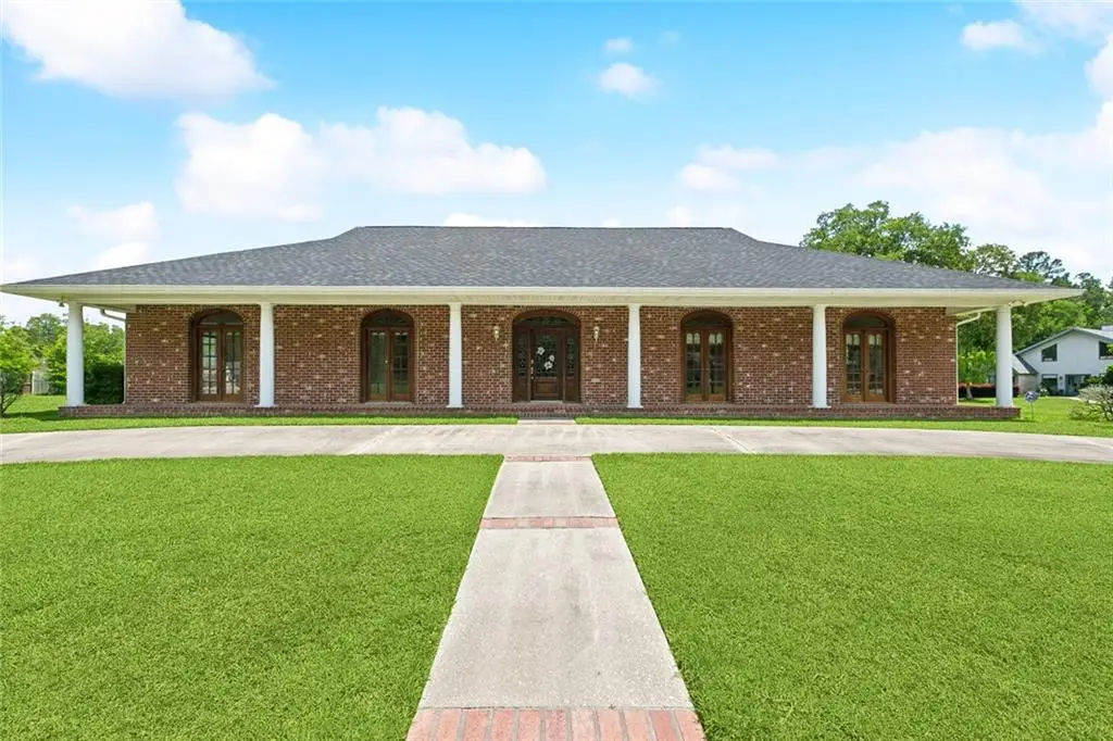 221 Woodbridge Boulevard, Hammond, LA 70401 - #1