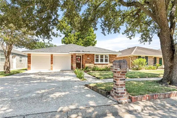 2113 Krisma Street, Metairie, LA 70001