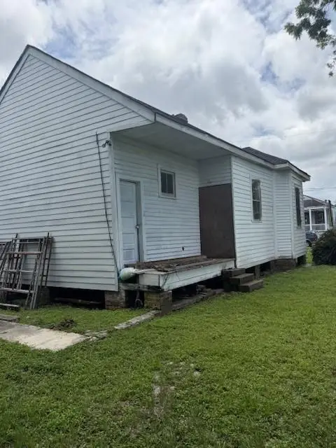 5123 Chartres Street, New Orleans, LA 70117 - #3