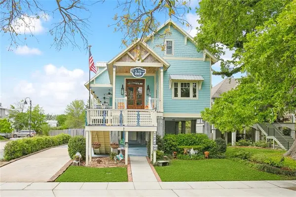 124 Lafitte Street, Mandeville, LA 70448