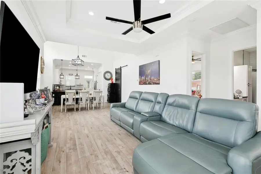 67 W Claiborne Square, Chalmette, LA 70043 - #3