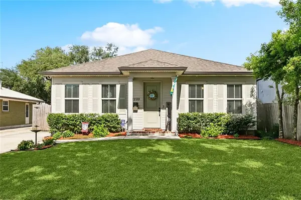 1233 Brockenbraugh Court, Metairie, LA 70005