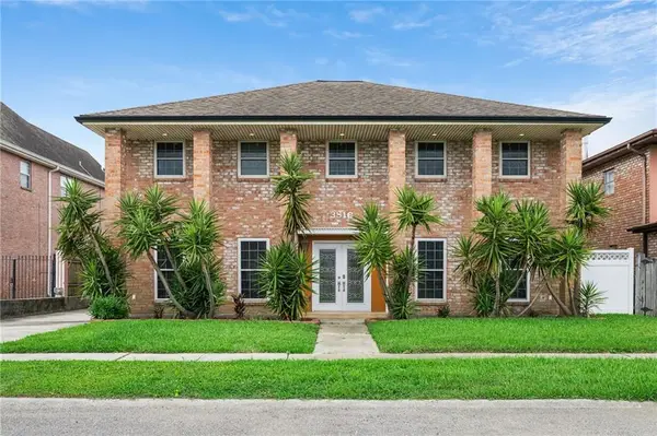 3816 Jean Lafitte Parkway, Chalmette, LA 70043