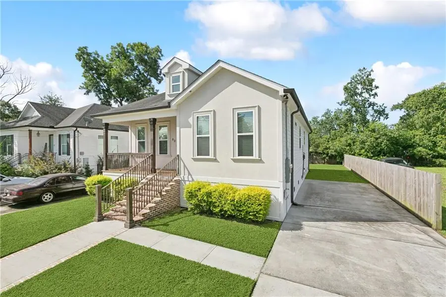 90 E Claiborne Square, Chalmette, LA 70043 - #2