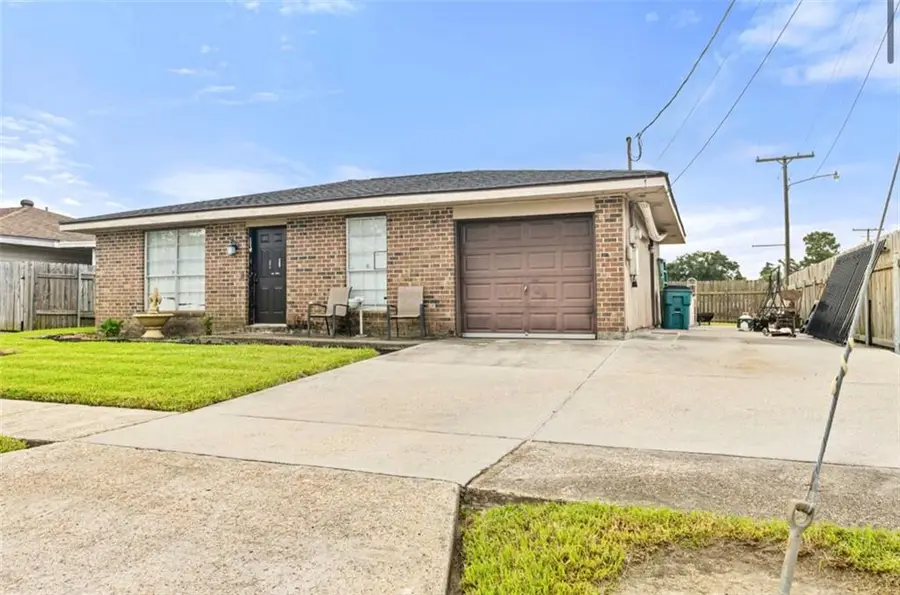 2800 Cardinal Drive, Marrero, LA 70072 - #2