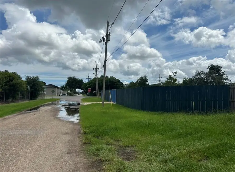 129 S Cumberland Street, River Ridge, LA 70123 - #3