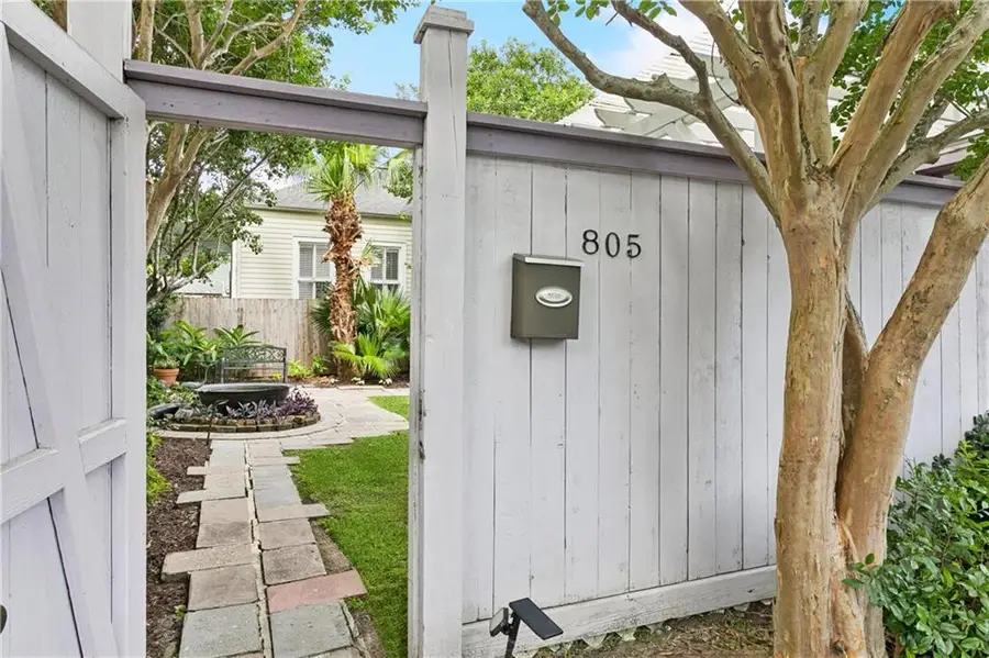 803-05 Constantinople Street, New Orleans, LA 70115 - #3