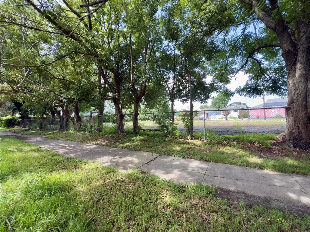 2425 Esplanade Avenue, New Orleans, LA 70119 - #1