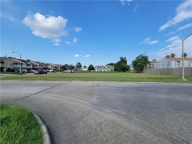 1561 Kings Road, Harvey, LA 70058 - #2