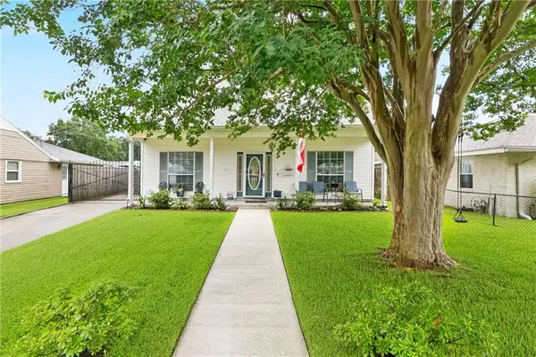 471 Roseland Parkway, Harahan, LA 70123