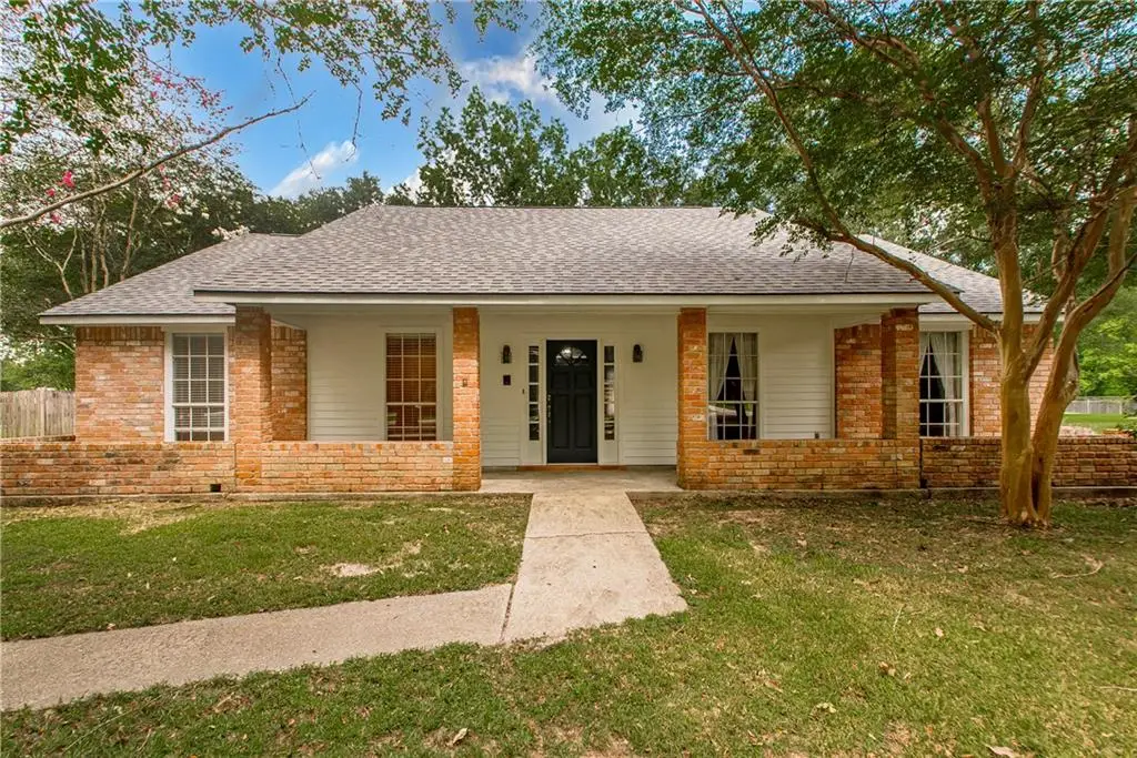 704 White Oak Drive, Denham Springs, LA 70726 - #1