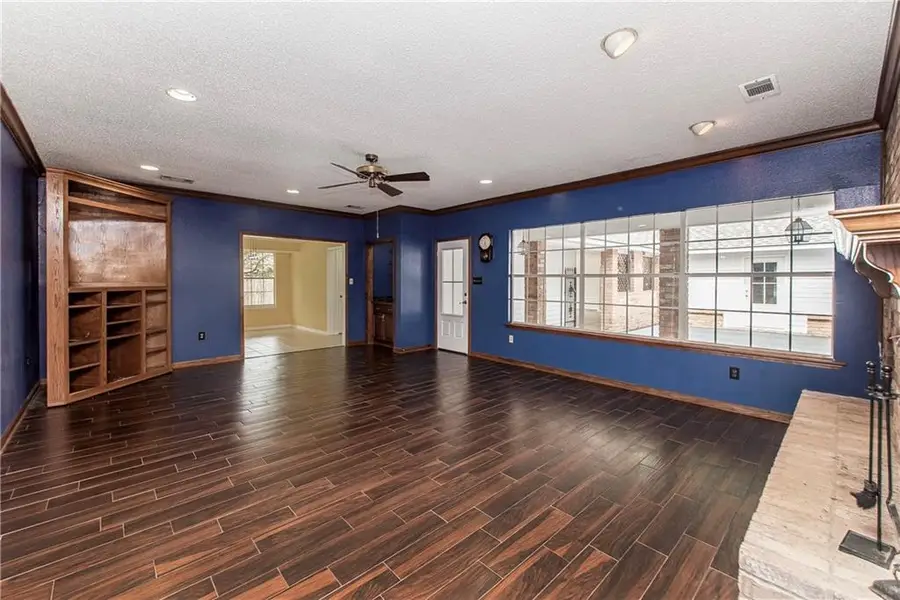 704 White Oak Drive, Denham Springs, LA 70726 - #3