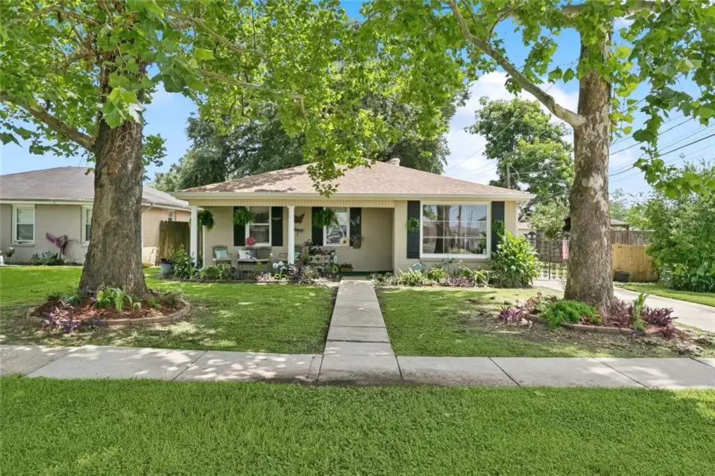 8516 Livingston Avenue, Chalmette, LA 70043 - #1